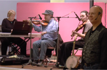 Contra Dance, Damaris - keyboard, Ryan and Brennish Thomson - fiddles, and Don calling.